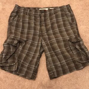 Mossimo plaid cargo shorts